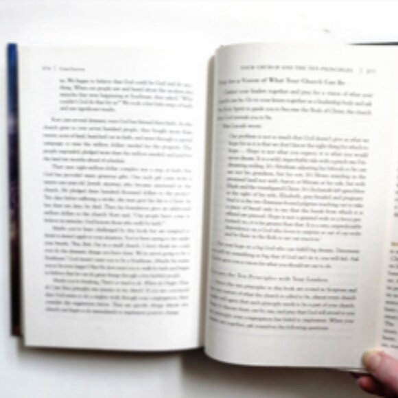 When God Builds a Church: 10 Principles for Growing a Dynamic Church by Russell - Picture 6 of 8